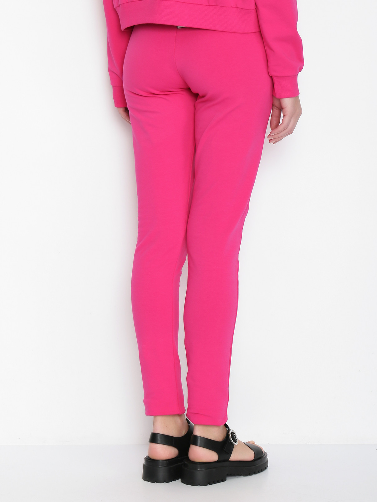 Брюки из хлопка на резинке с принтом Moschino Underwear  –  МодельВерхНиз1  – Цвет:  Розовый