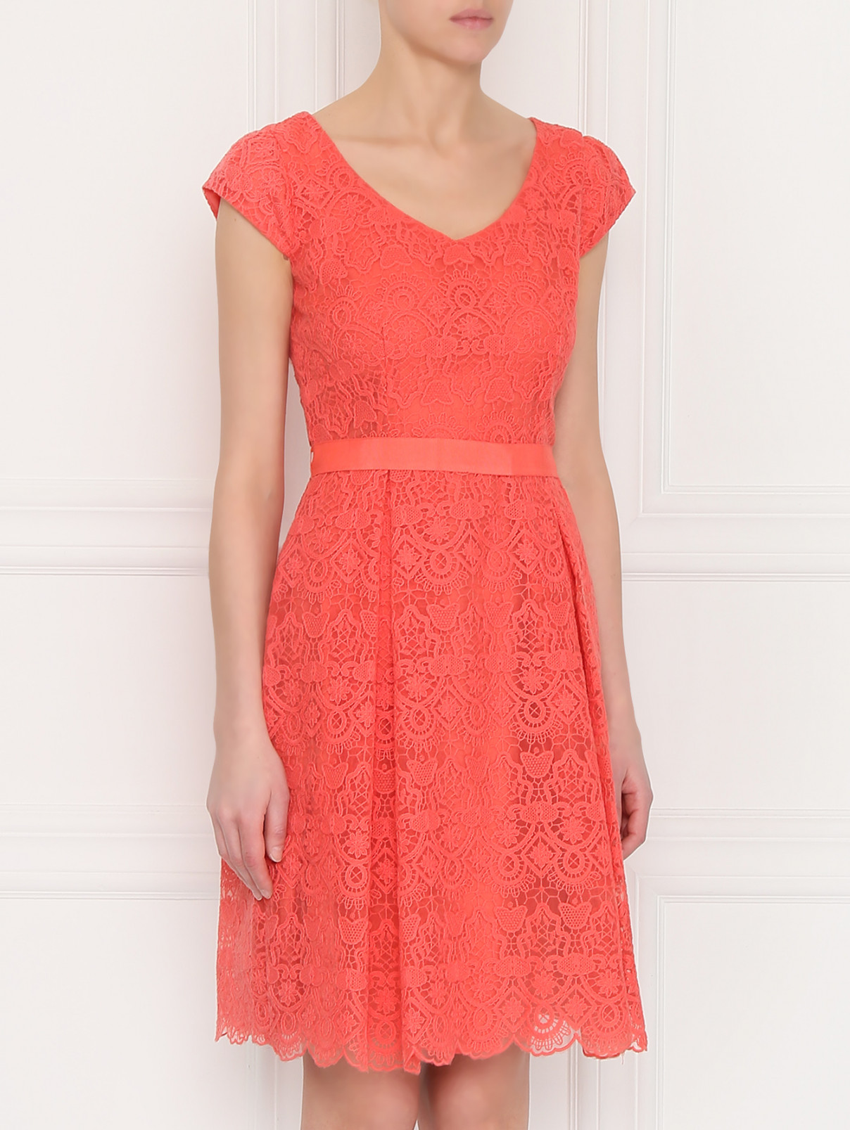 Платье с кружевной отделкой и поясом Luisa Spagnoli  –  МодельВерхНиз  – Цвет:  Красный