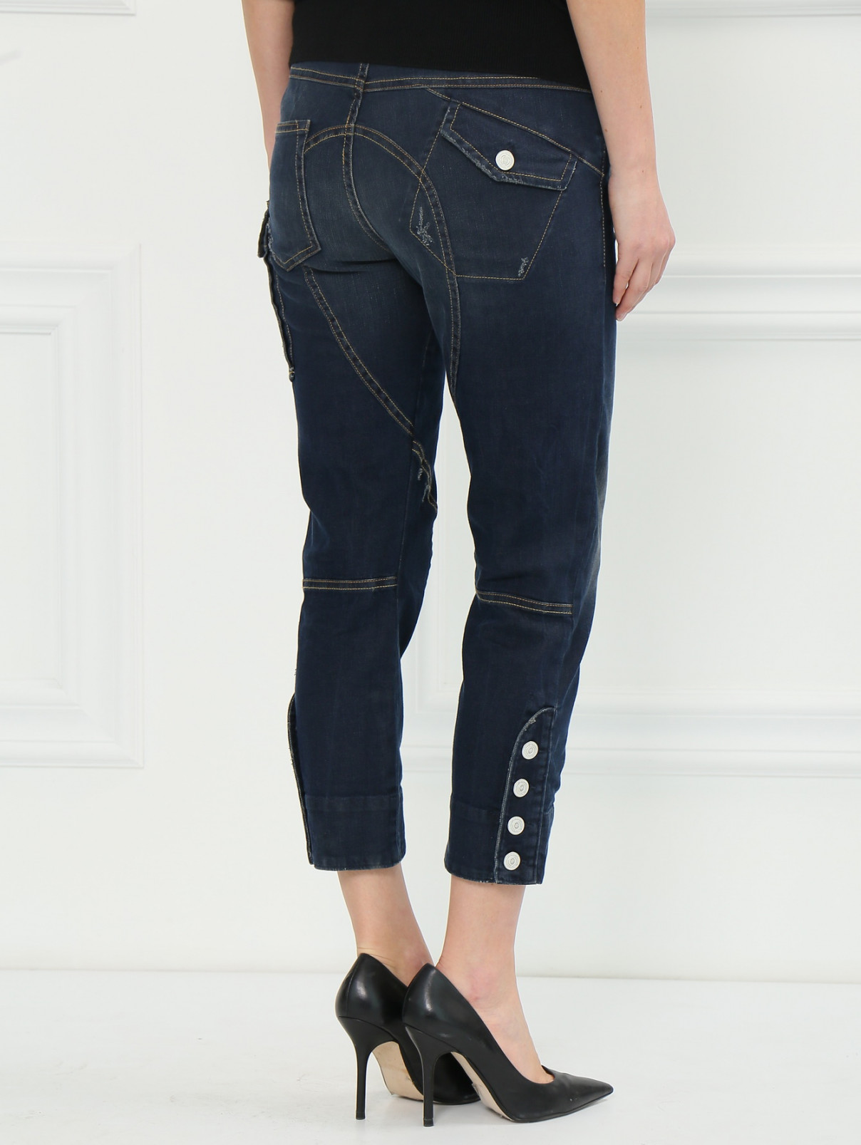 Укороченные джинсы с накладными карманами MC Alexander McQueen  –  Модель Верх-Низ1  – Цвет:  Синий